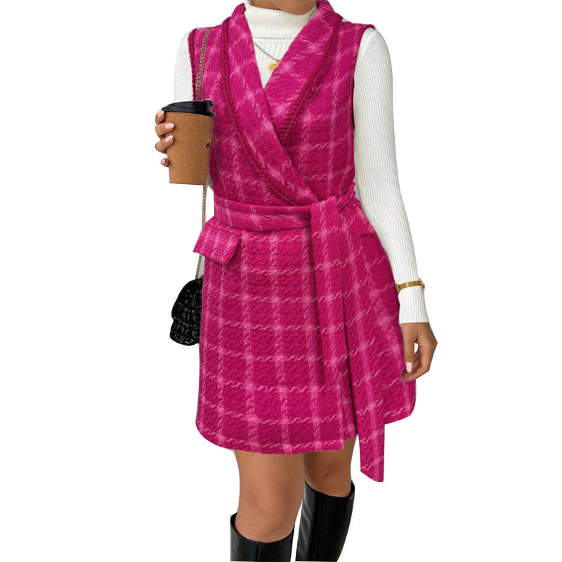 Womens Sleeveless Coat With A Belt Around The Waist