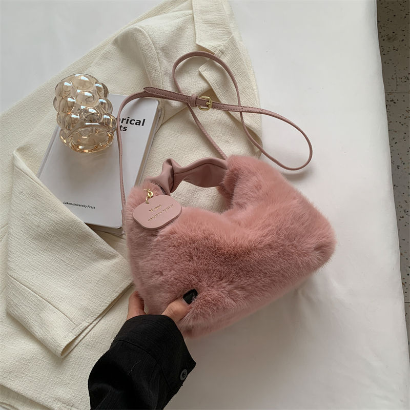 Versatile And Fashionable Small Plush Handbag