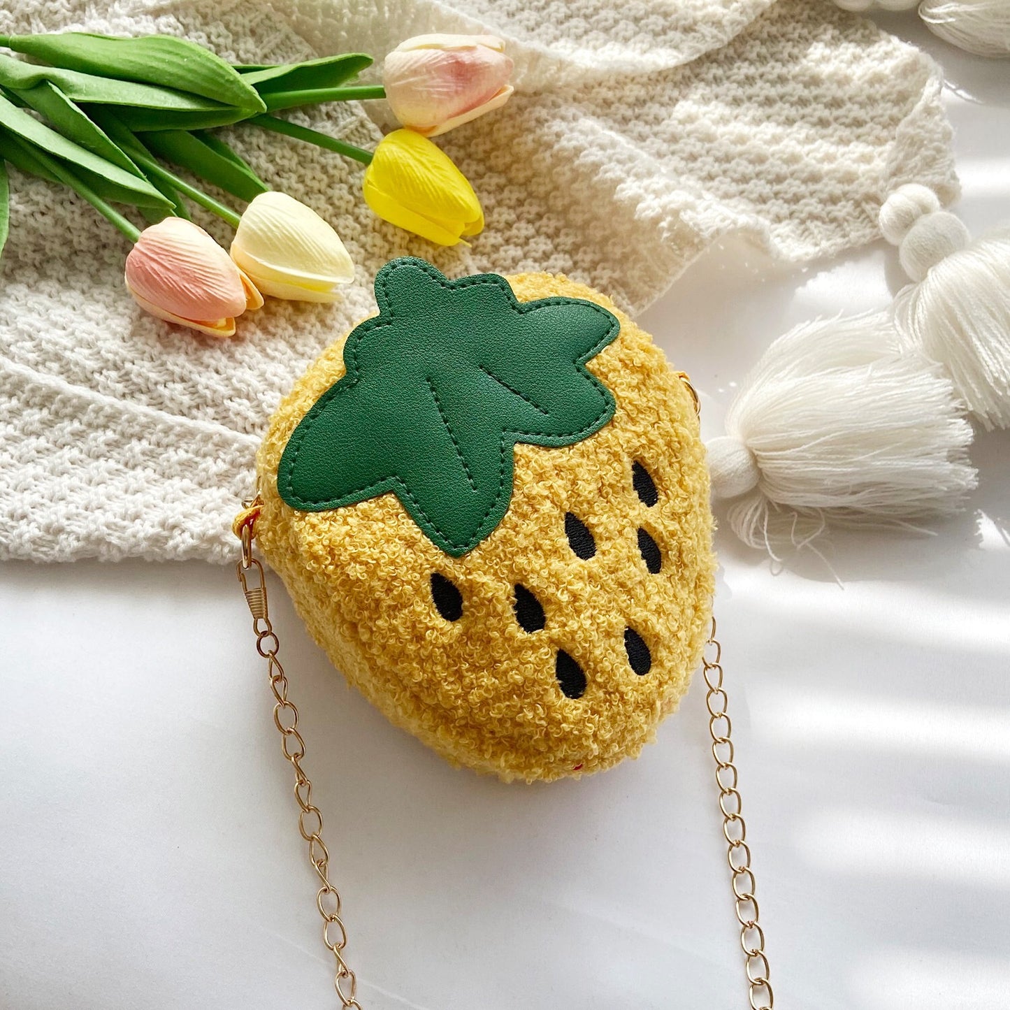 Creative Fruit Children's Crossbody Lamb Wool Strawberry Bag