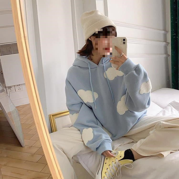 Blue Sky And White Clouds Design Loose And Youthful Top