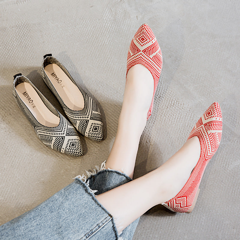 Women's Shallow Breathable One Pedal Pointed Toe Peas Shoes
