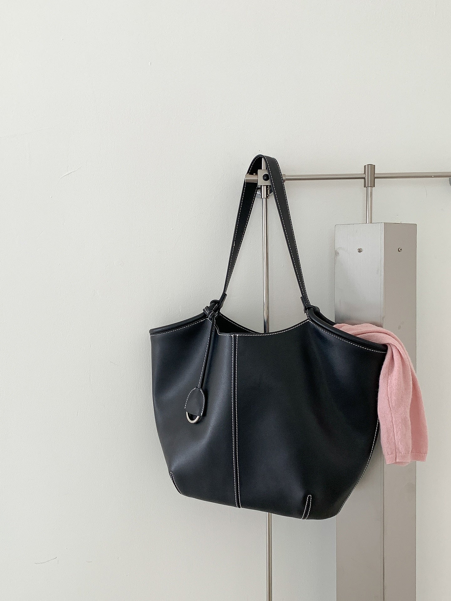 High Capacity Solid Color Versatile Womens Tote And Shoulder Bag