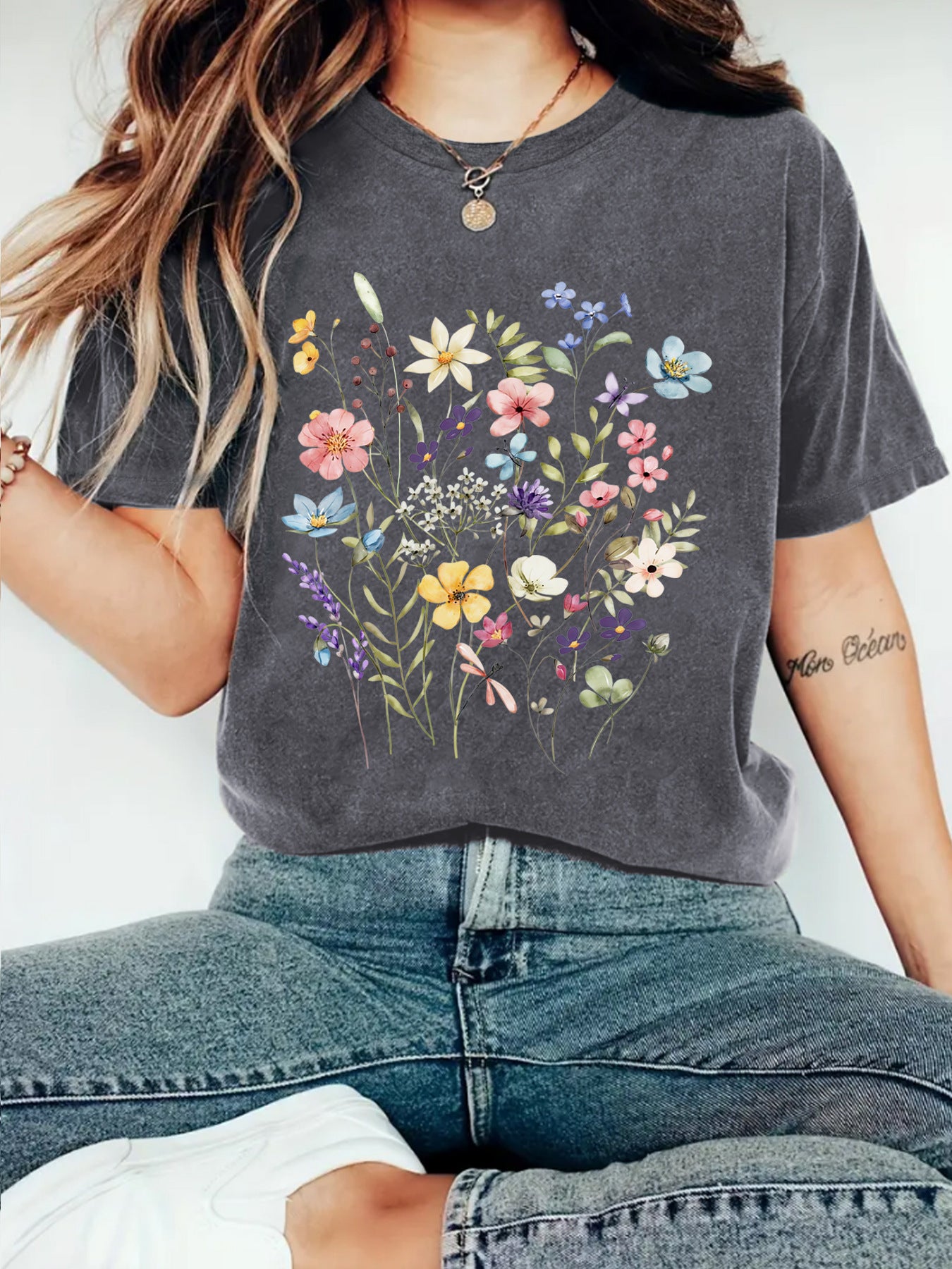 Elegant T-shirt With Floral Print, Women's Short-sleeve