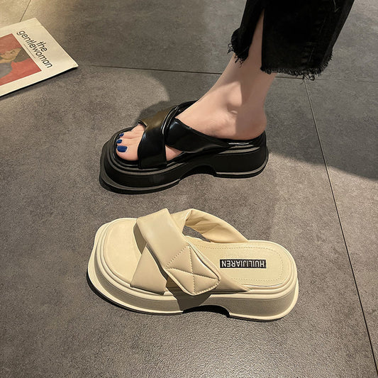 Women's Fashion Versatile Retro Thick Heel Slippers