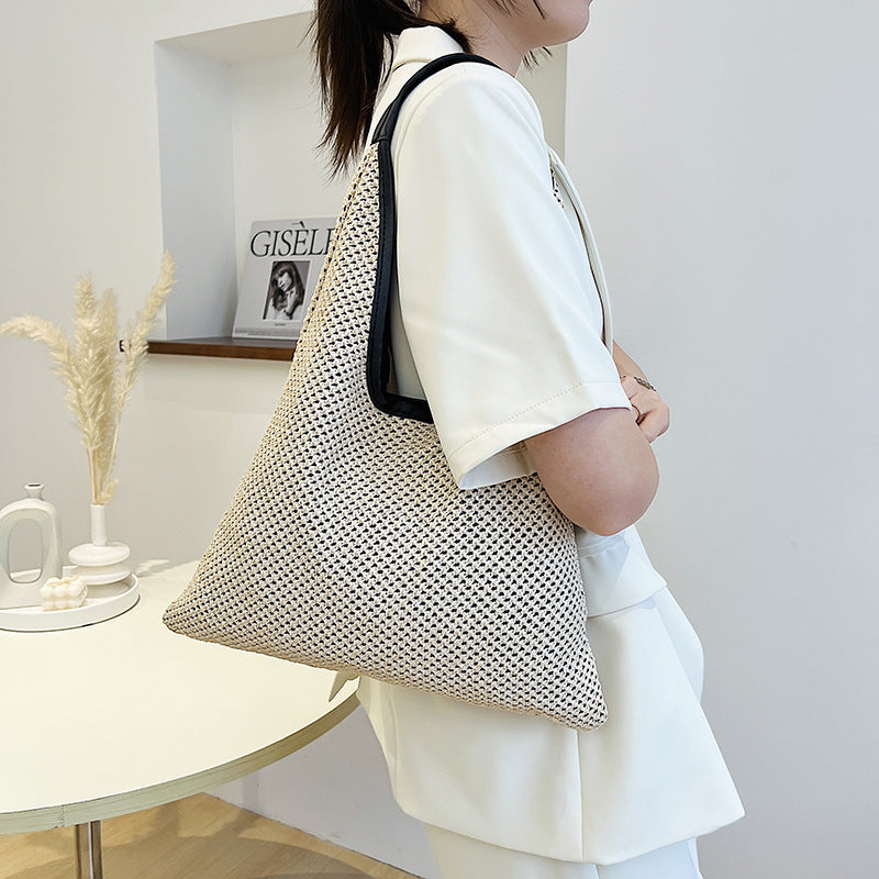 Stylish And Simple Cut-out Shoulder Bag With Solid Color And Large Capacity