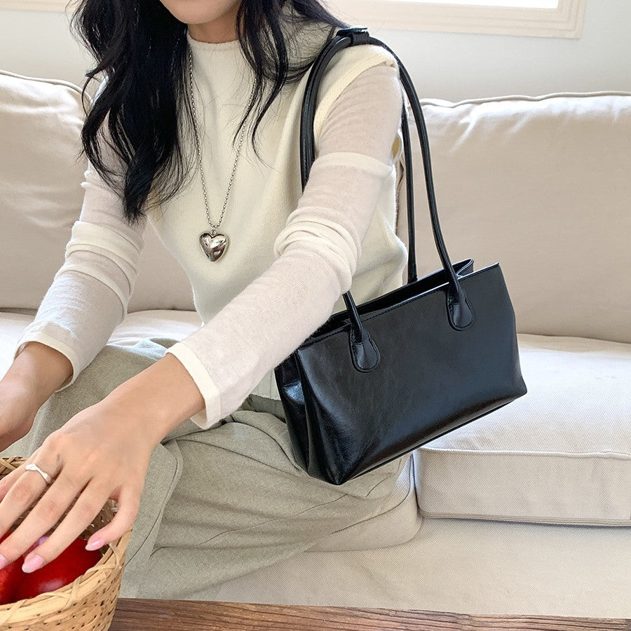 Vintage Large-capacity Womens Shoulder Bag
