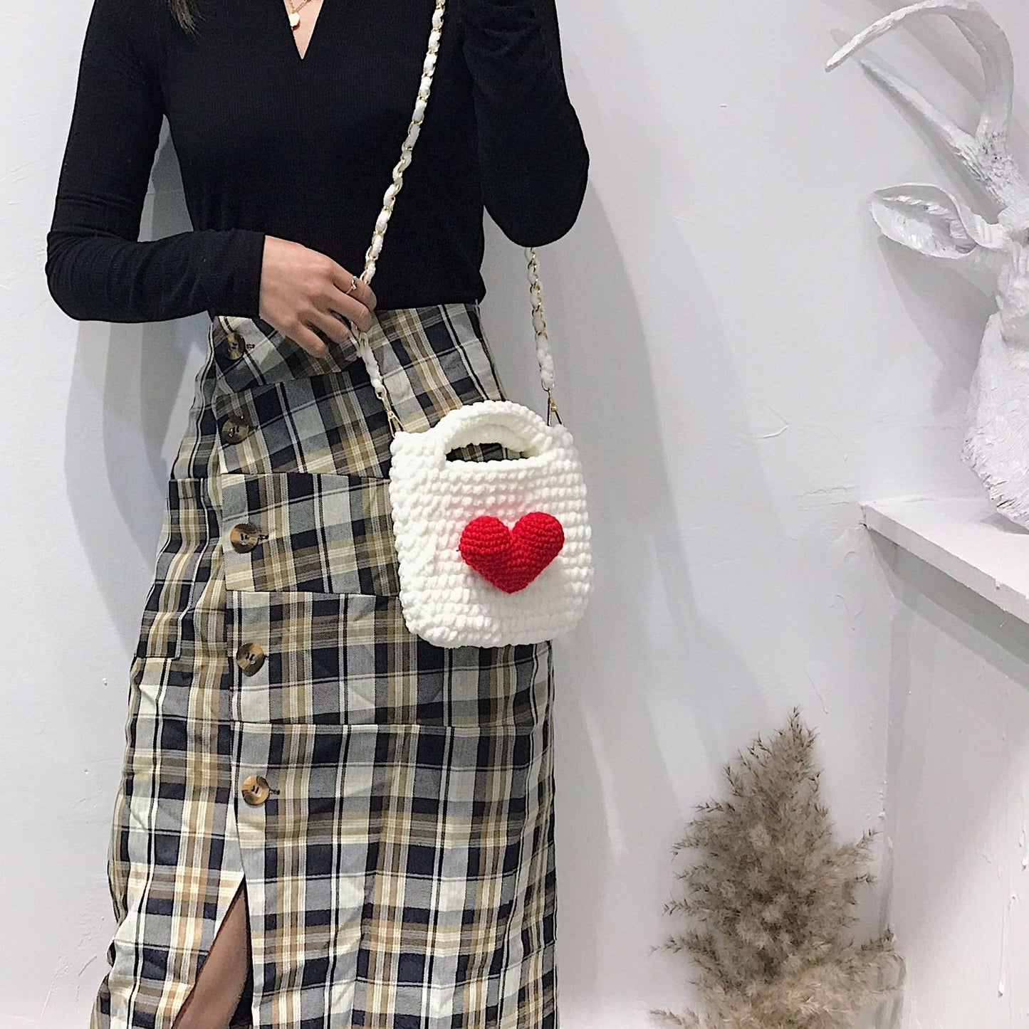 New Plush Hand-woven Small Fragrance Handbag
