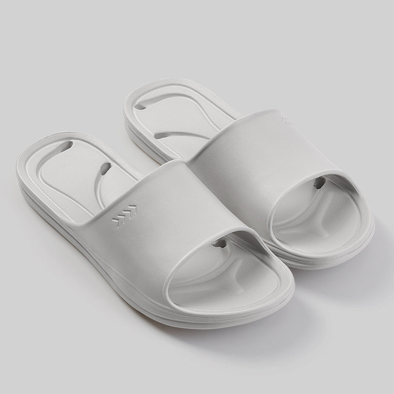 Men's Non-Slip And Leaky Sandals And Slippers