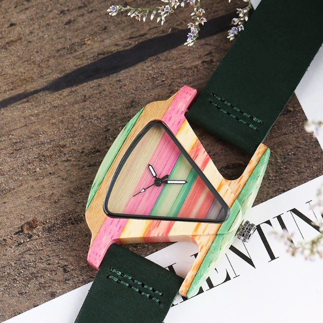 New Wooden Quartz Watch Fashion Color Digital Digital Character Triangle Dial