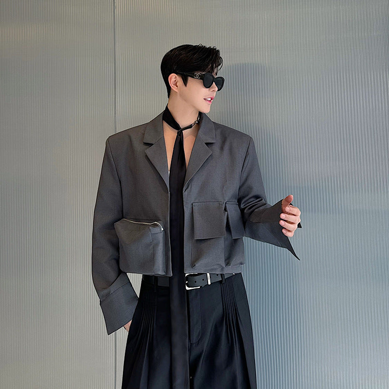 Niche, Three-dimensional, Short Blazer With A Multi-pocket Silhouette