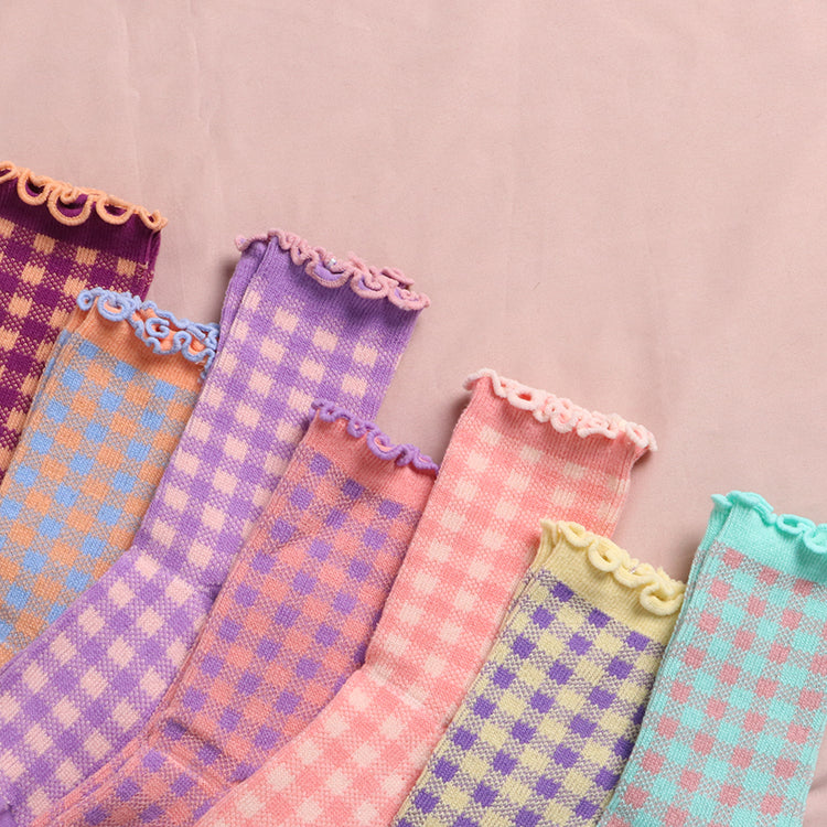 Sweet Plaid Wood Ear Edge Mid Length Socks