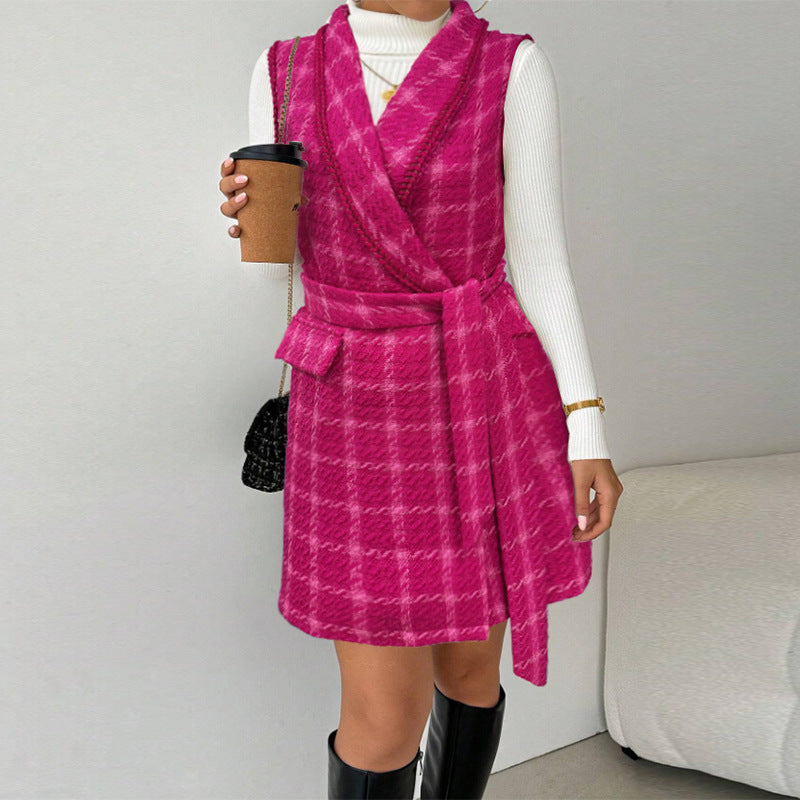 Womens Sleeveless Coat With A Belt Around The Waist