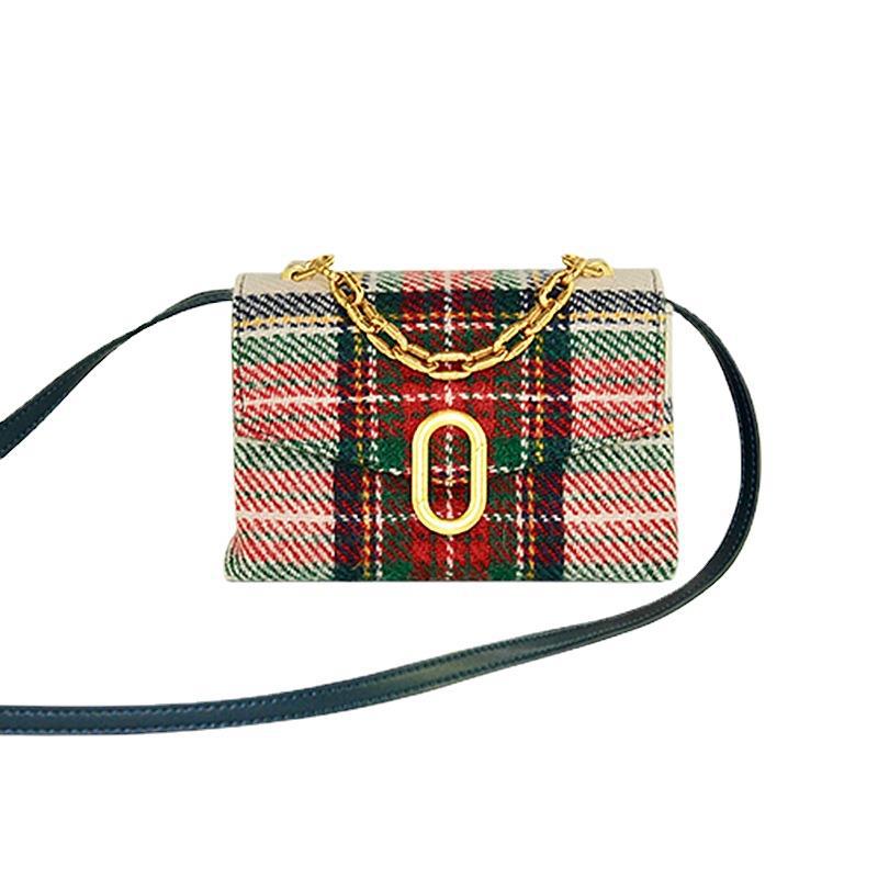 Trendy diagonal pendlertaske til efterår og vinter