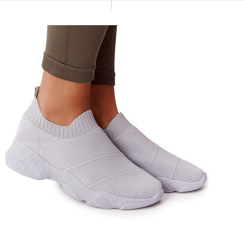 Large Size Fly Woven Breathable Thick Sole Solid Color Increased Leisure Travel Sneakers