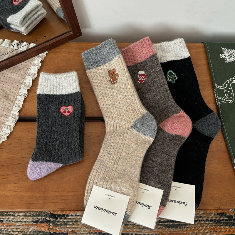 Cute Retro Embroidered Christmas Wool Mid-Calf Socks