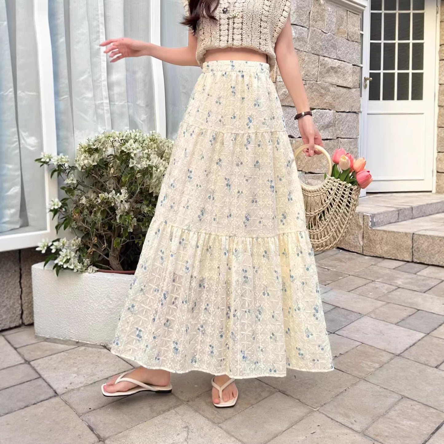 Thin Highwaisted Flattering Floral Midi Skirt For Women