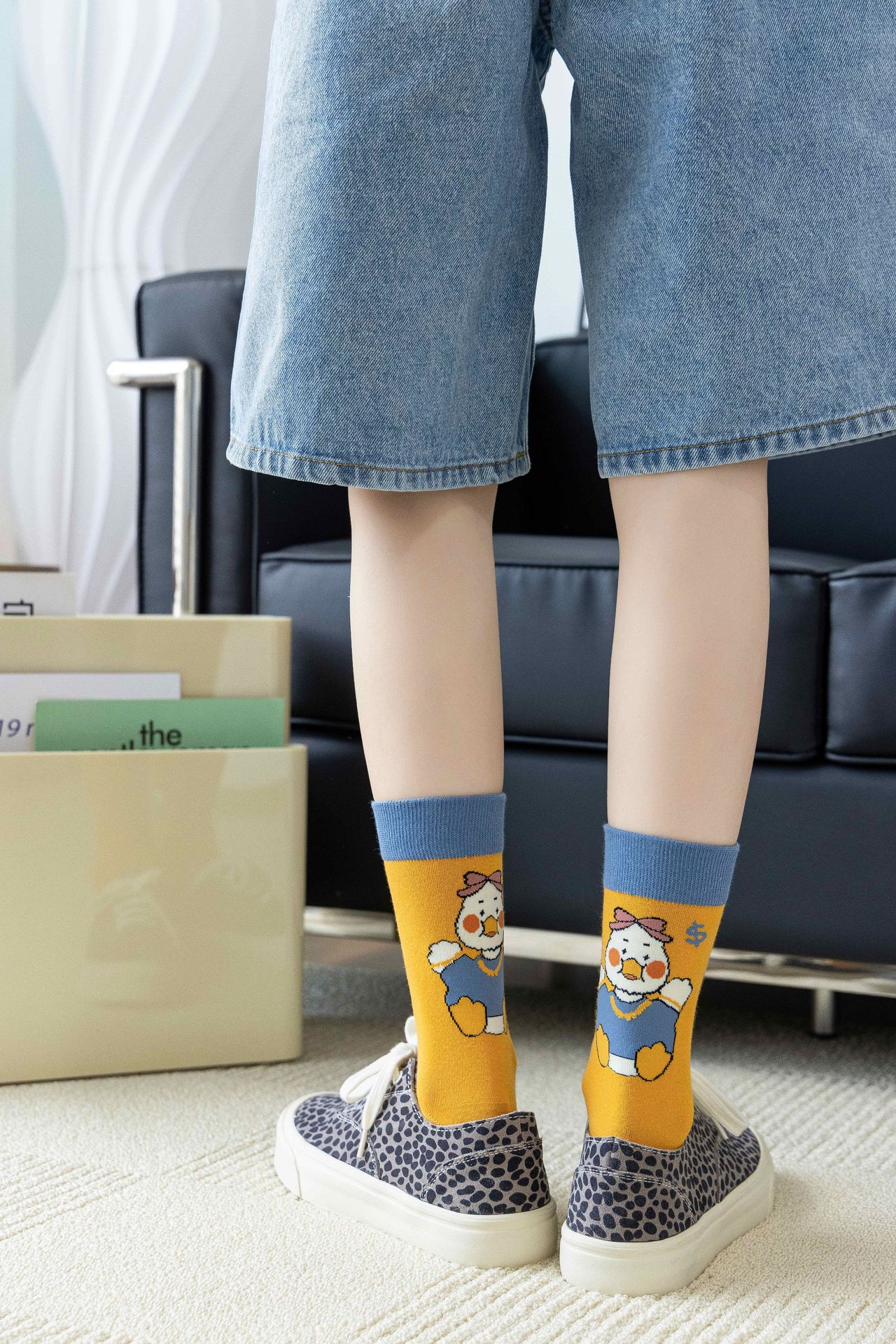 New Cartoon Duck Socks For Fall