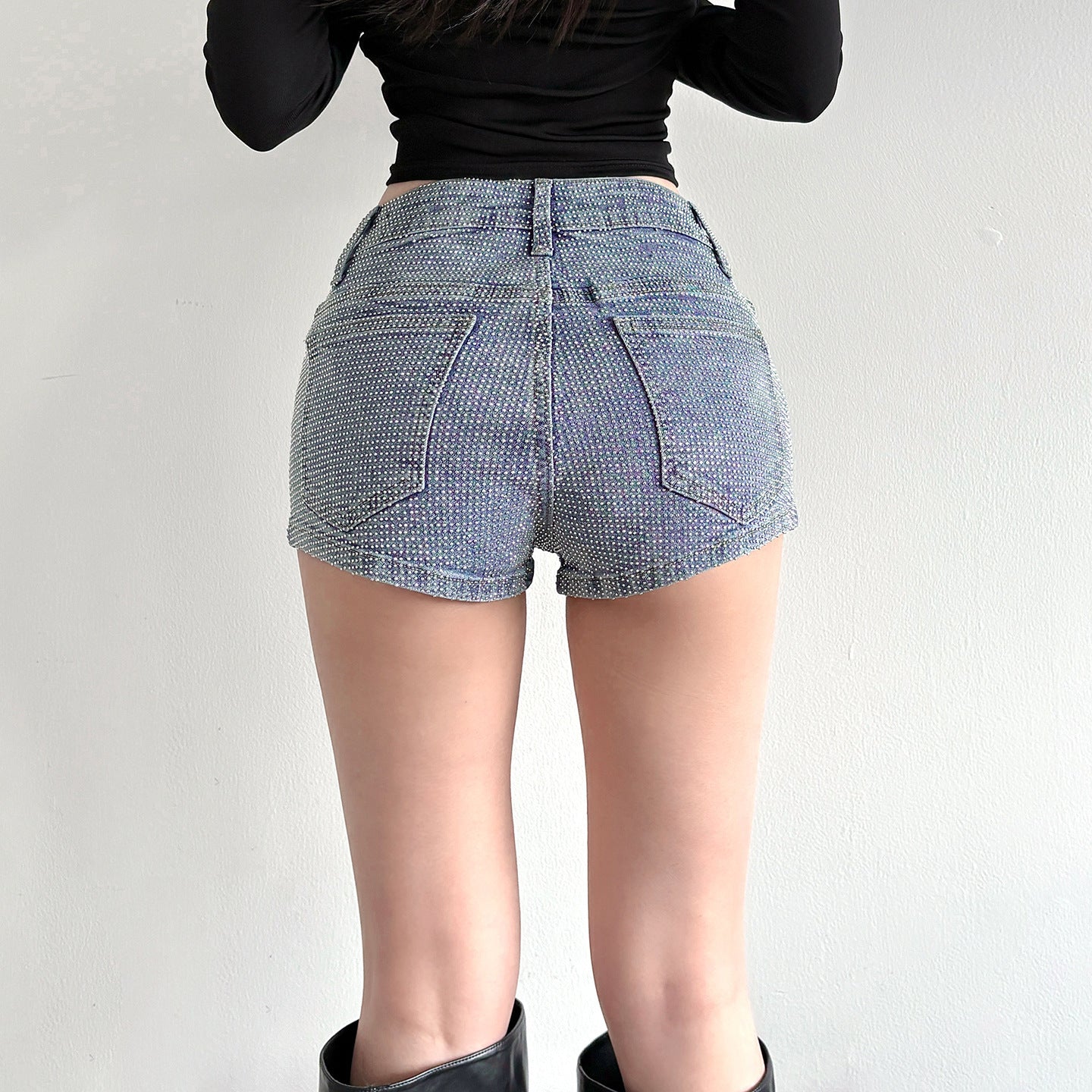 Fashionable Sparkly Heat-applied Rhinestone Low-rise Denim Hip-hugging Shorts