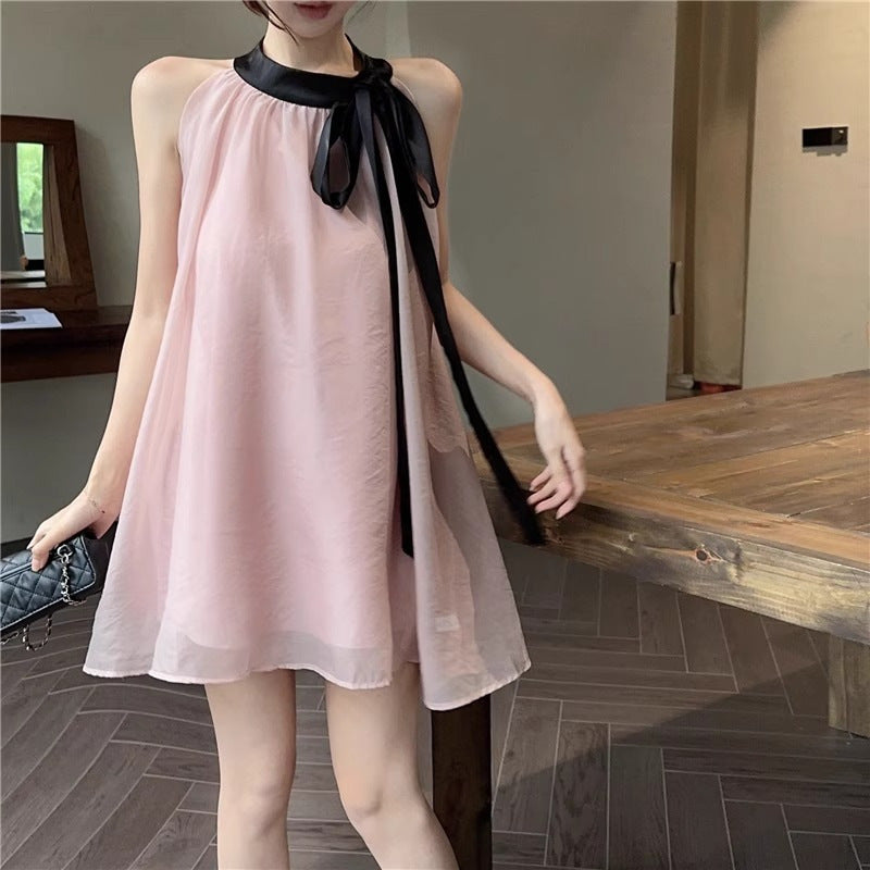French-style Loose-fit Tie-up Halter Dress