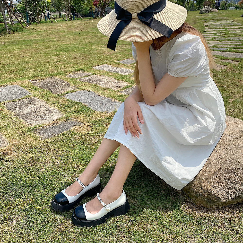 Spring And Summer Round Toe Chain Platform Small Leather Shoes