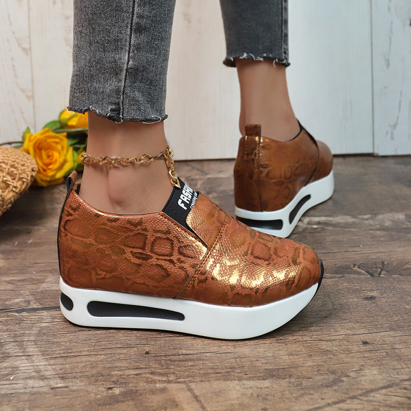 Plus Size Shallow Mouth  Height Increasing Insole Platform Women's Sports Pumps Women's Shoes