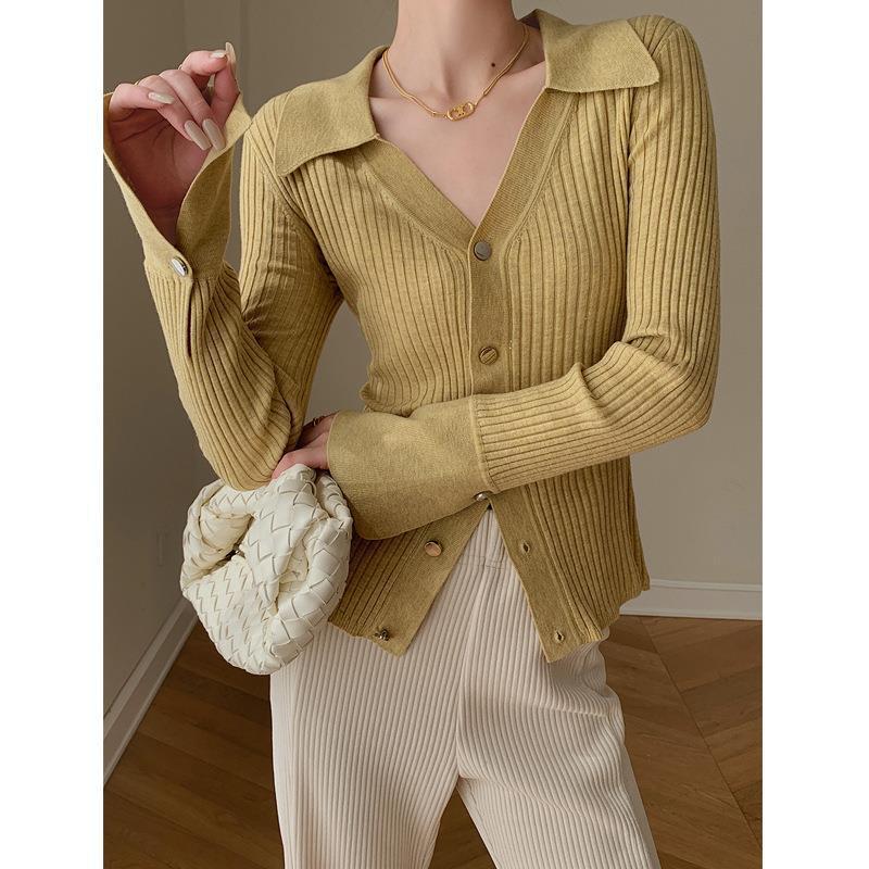 Fashionable Temperament Solid Color V-neck Knitted Cardigan