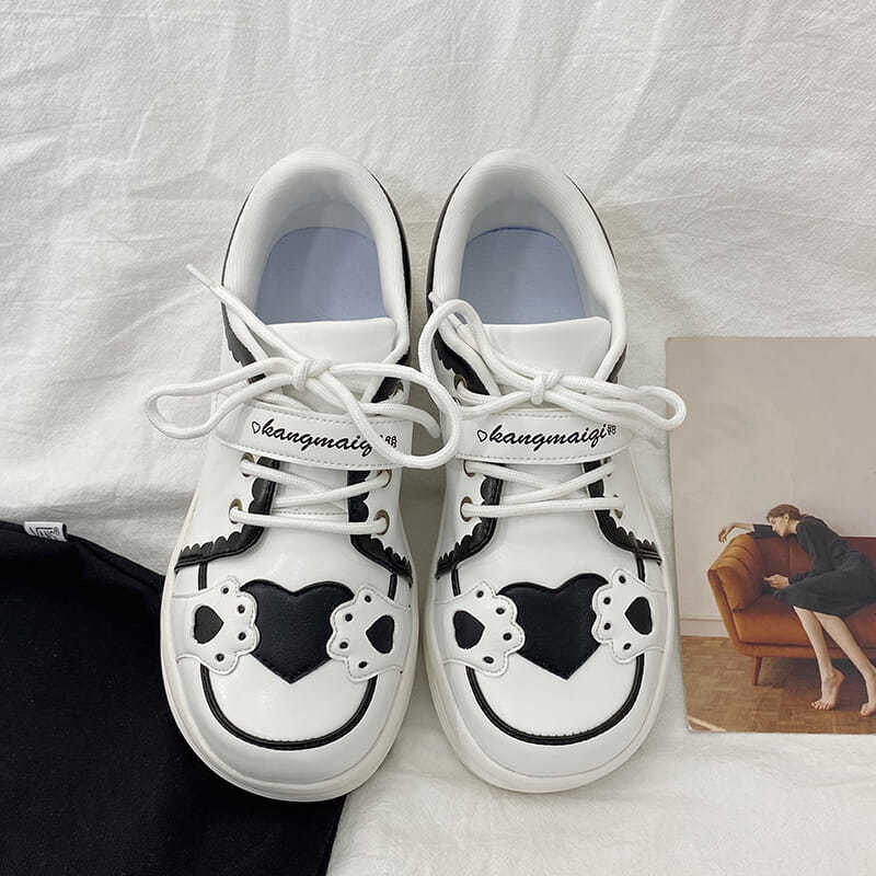 Thick-soled Bear Velcro Student Sneakers