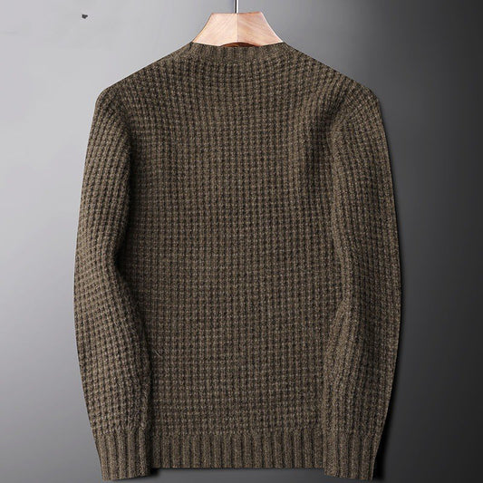 Spring And Autumn Two-color Wool-like Round Neck Sweater For Men