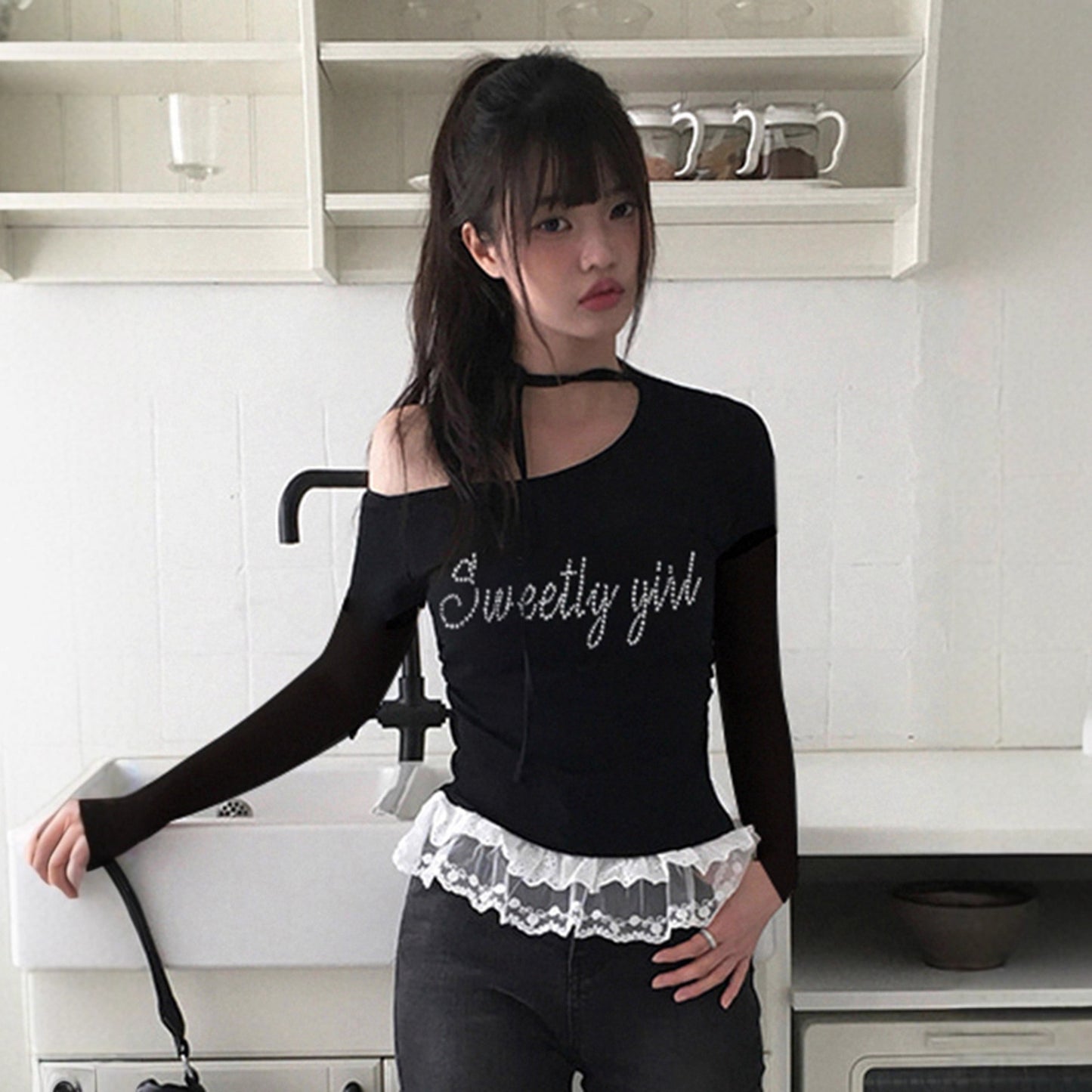 Korean Style Sexy Hot Girl Shoulder Lace-up Long Sleeve