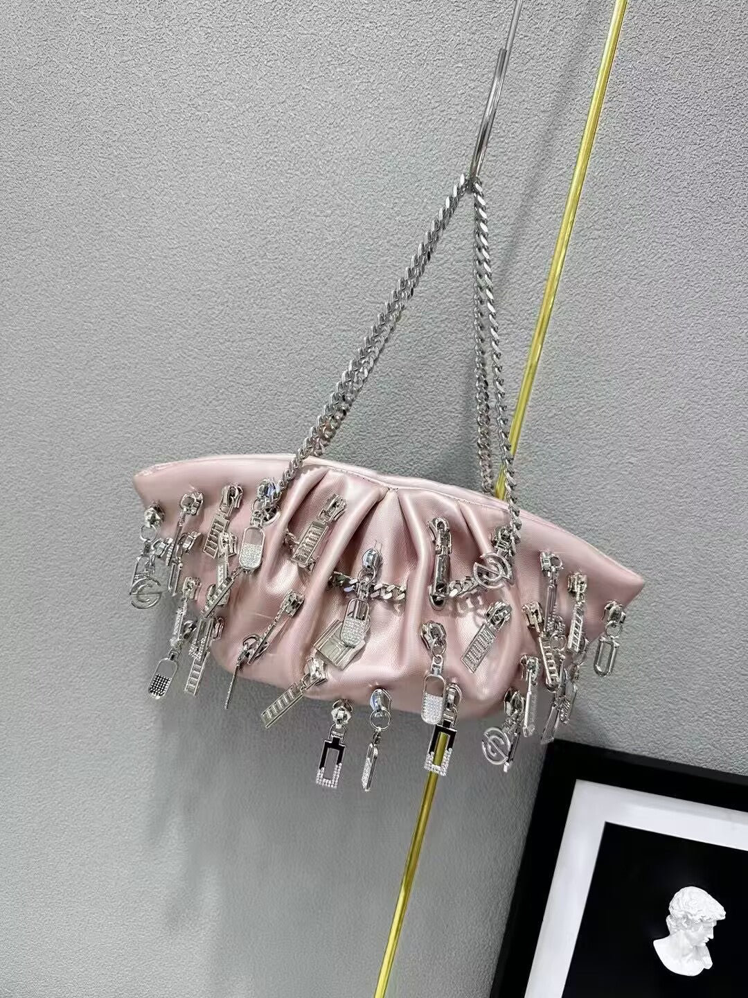 Niche Chain Cloud Shoulder Crossbody Metal Handbag