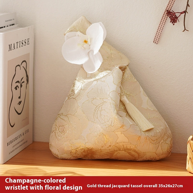 Chinese Style Gift Bag Bridesmaid Return Gift Hand-held Gold Silk Jacquard Gift Wedding Candies Box