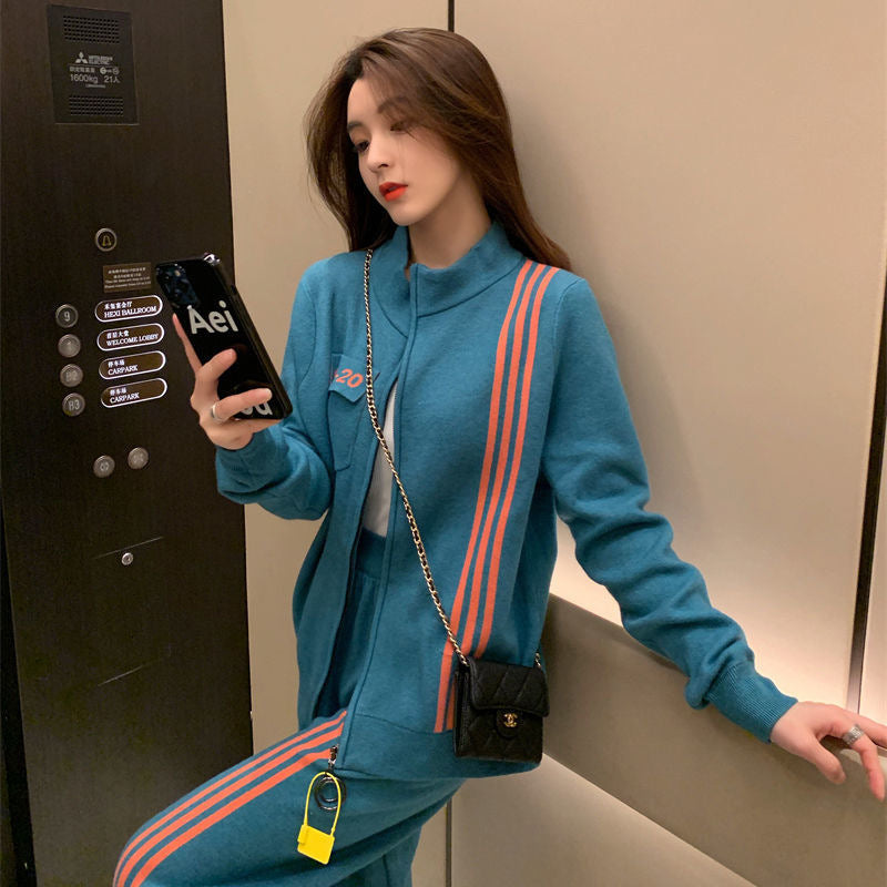 Goddess-style Age-reducing Fashionable Two-piece Coat