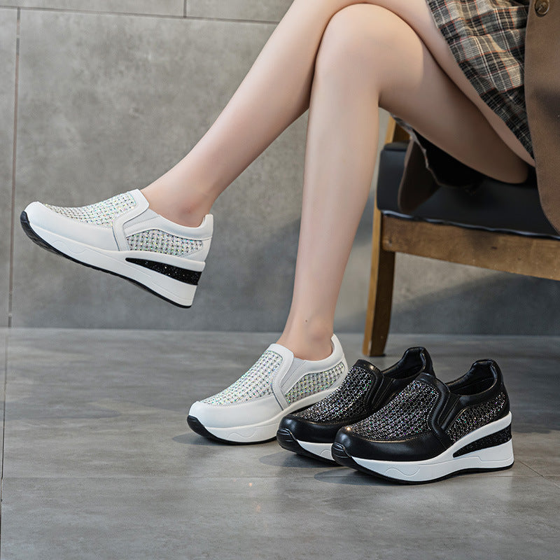 Breathable Lightweight Sneakers With Soft Soles
