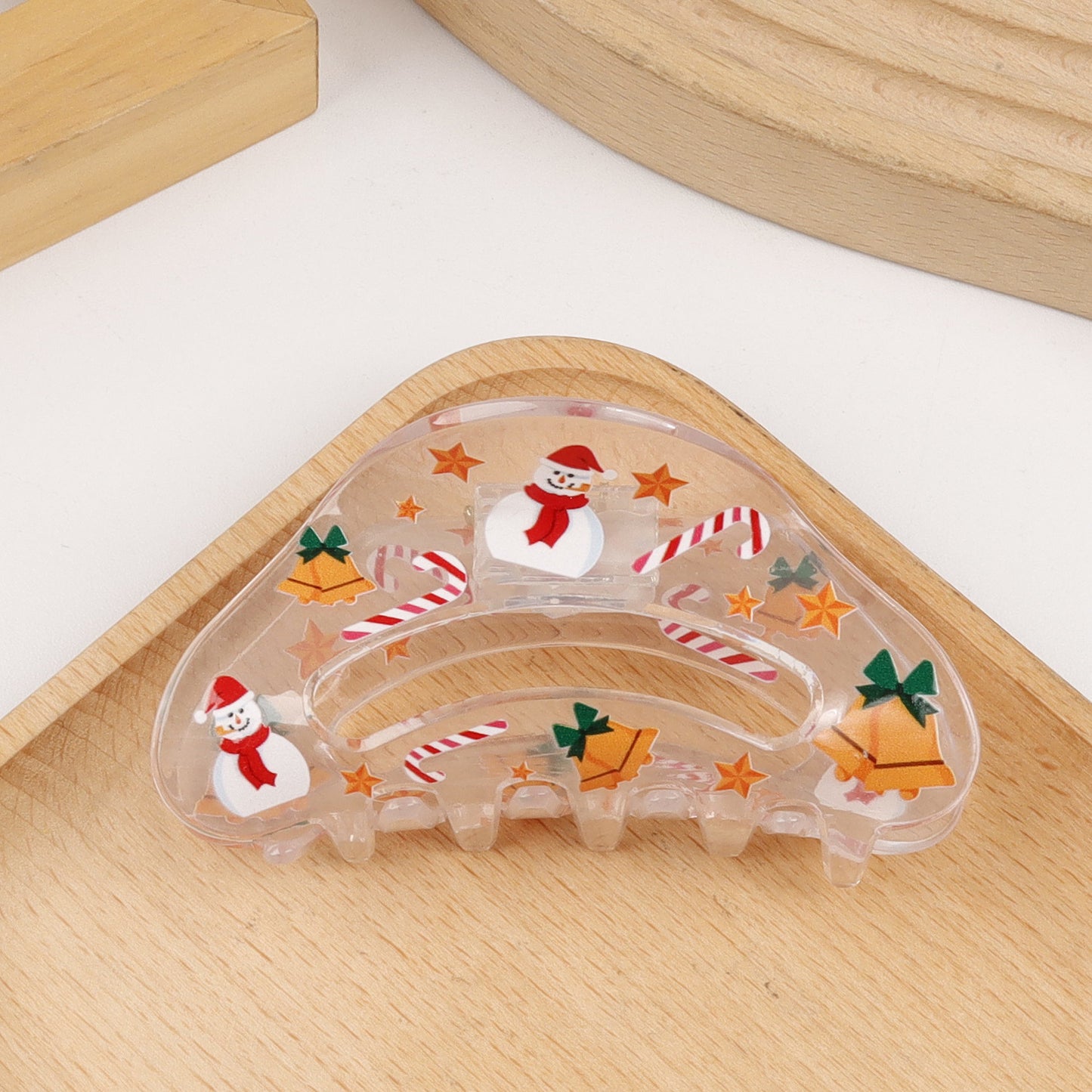 Gingerbread Man Patterned Shark Clip With A Festive Christmas Vibe