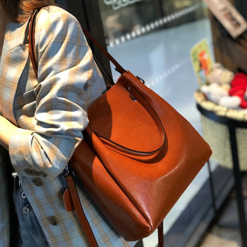 Genuine Leather High-grade Large Capacity Shoulder Bag