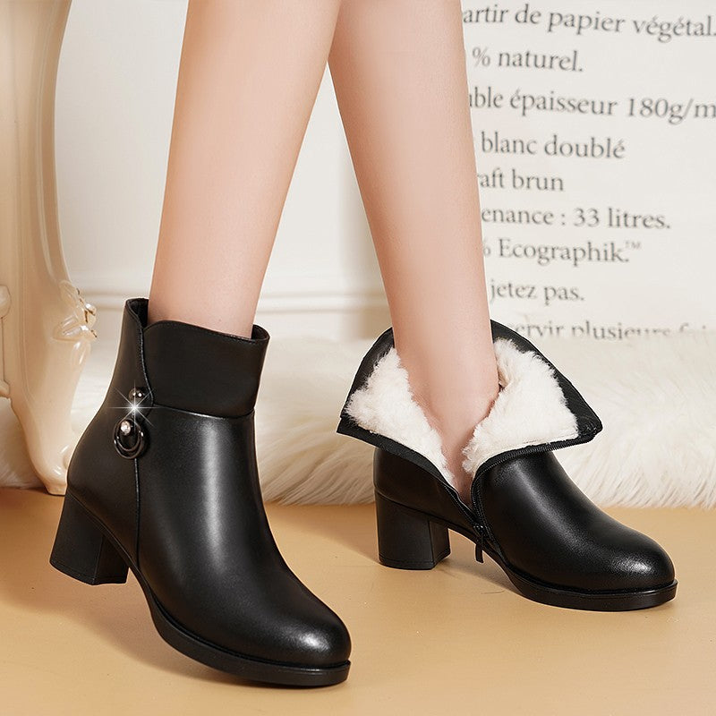 Middle-aged Women's Velvet Short Boots