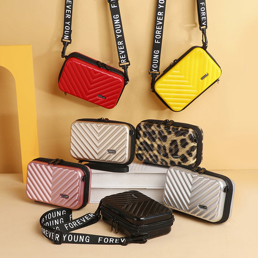 Women's Stylish And Portable Casual Messenger Bag