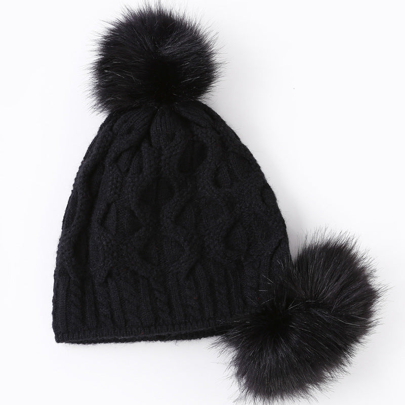 Ladies Hat With Three Hair Balls With Back Opening