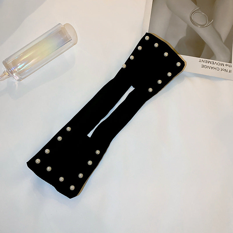 Geometric Flannel Pearl Coil Hair Iron