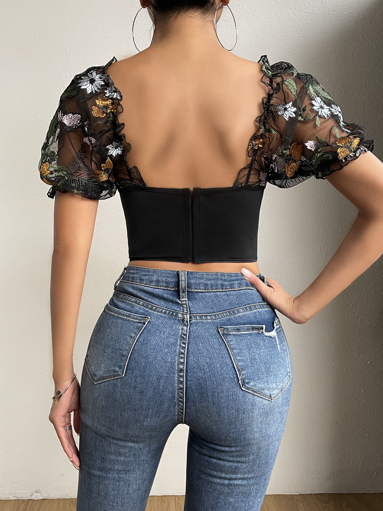 Net Yarn Flowers Embroidered Breasted Puff Sleeve Fishbone Short INS Top