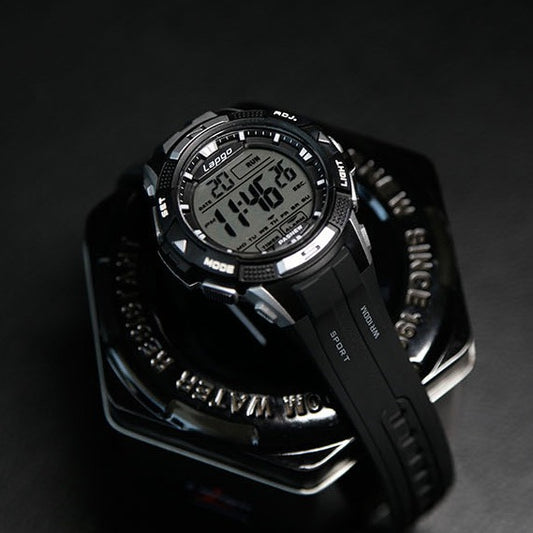 Waterproof Shock-resistant Multi-function Digital Sports Watch With Timing Features