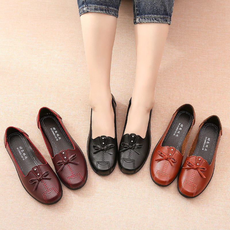 Women's Middle-aged And Elderly Women's Shoes With Flat Soles