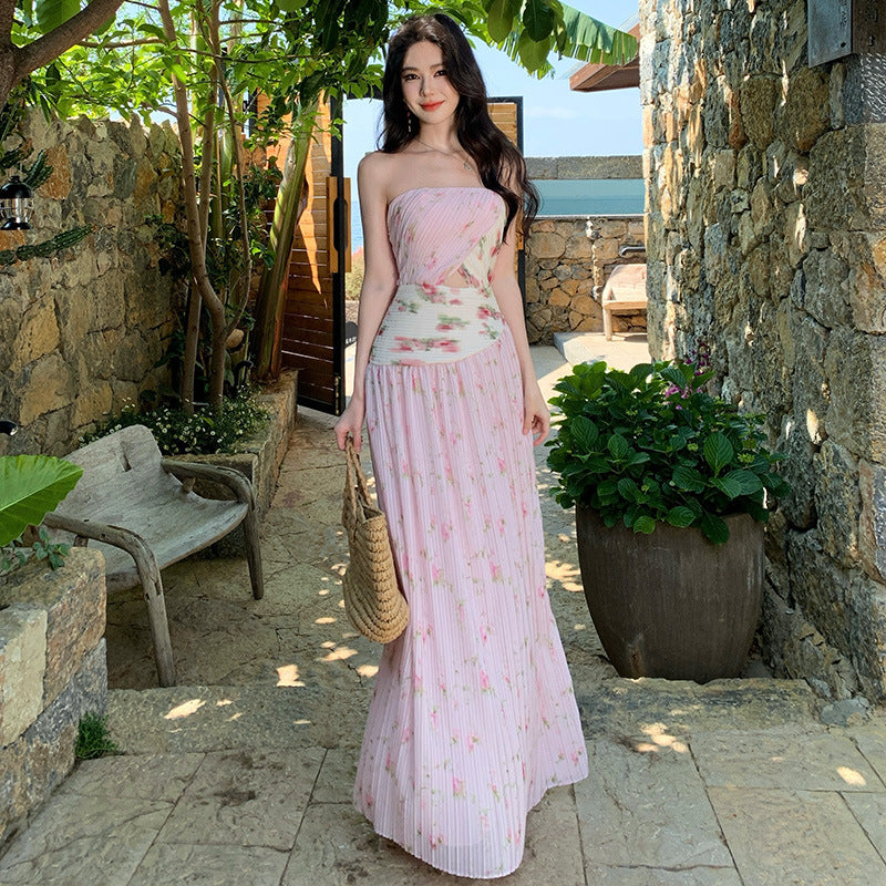 Cinched Figure-flattering Sweet Pleated Dress