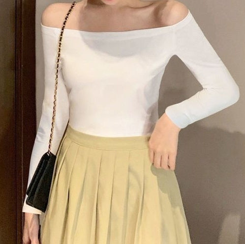 New Shoulder-baring Top With Slim-fit Long Sleeves