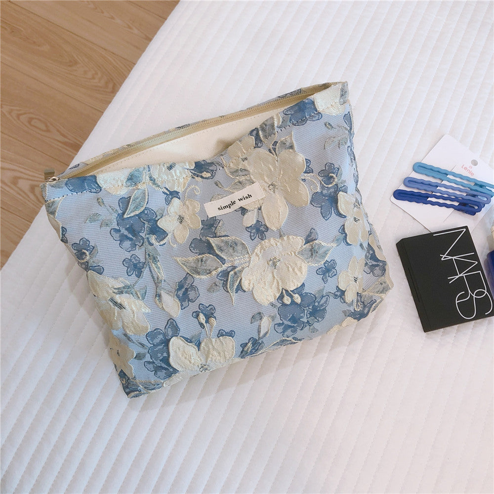 Elegant Artistic Large Flower Relief Cosmetic Bag