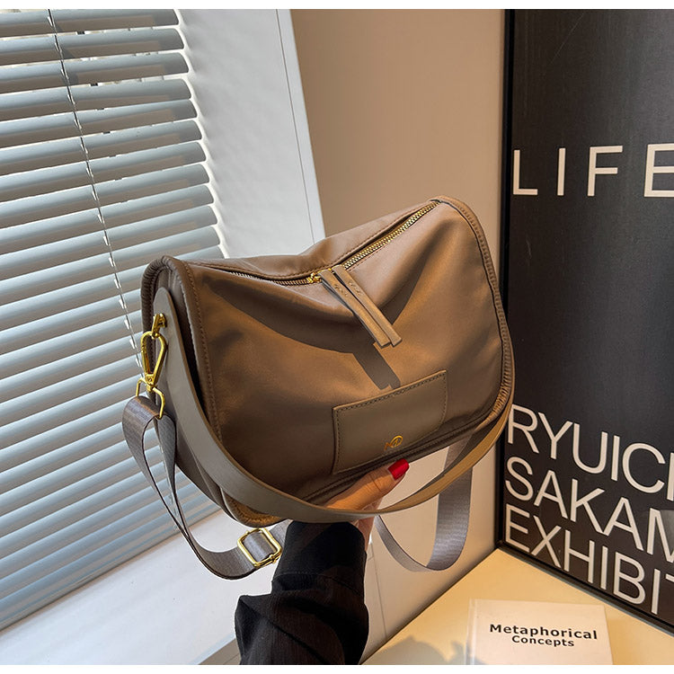 Large Capacity New Fashionable And Versatile Single Shoulder Crossbody Bag