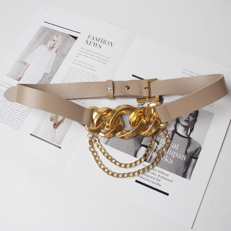 Street shot fashion metal chain link