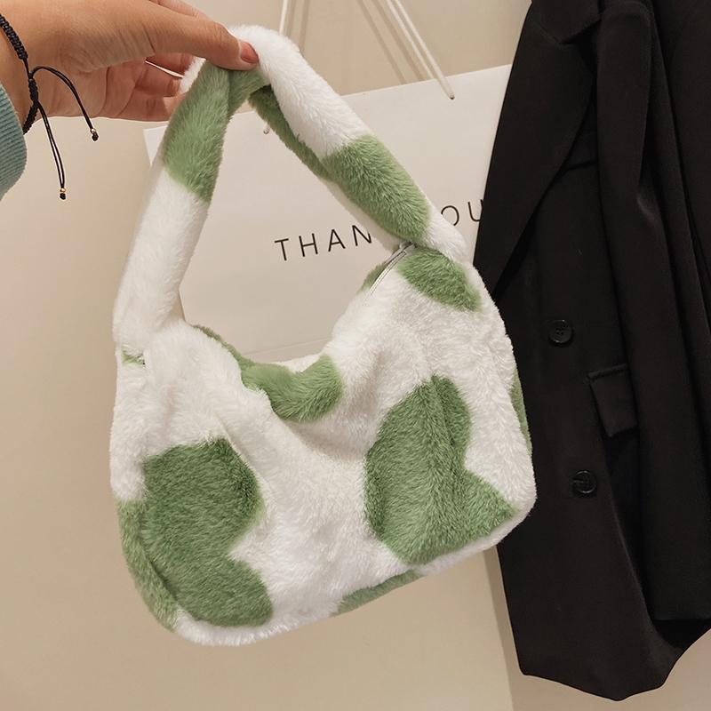 Japanese Ins Black Love Heart Simplicity Cute Winter Plush Bag