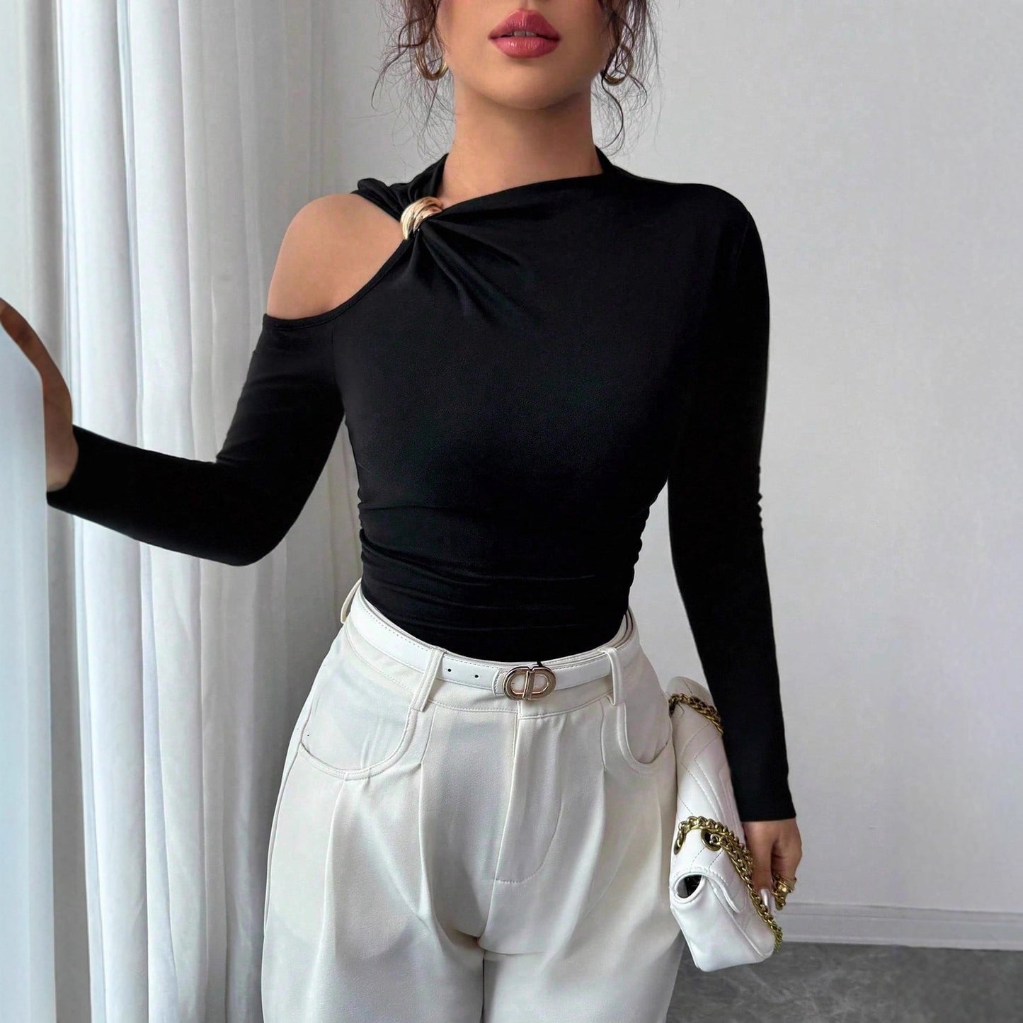 Asymmetric Collar One-side Off-the-shoulder Metal Decorative Slim Top