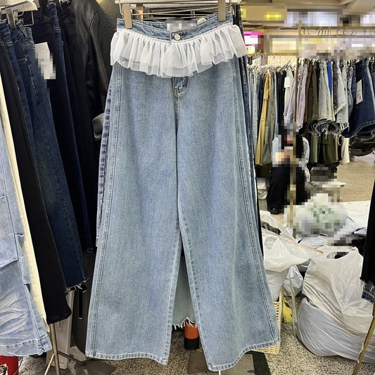 Jeans med brede ben, høj talje og blondesyninger